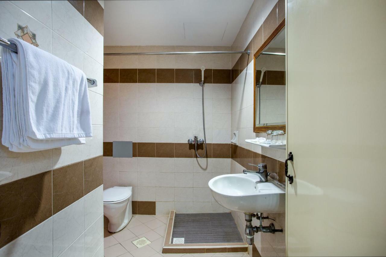 Oyo 106 Beach Hotel Singapur Exterior foto